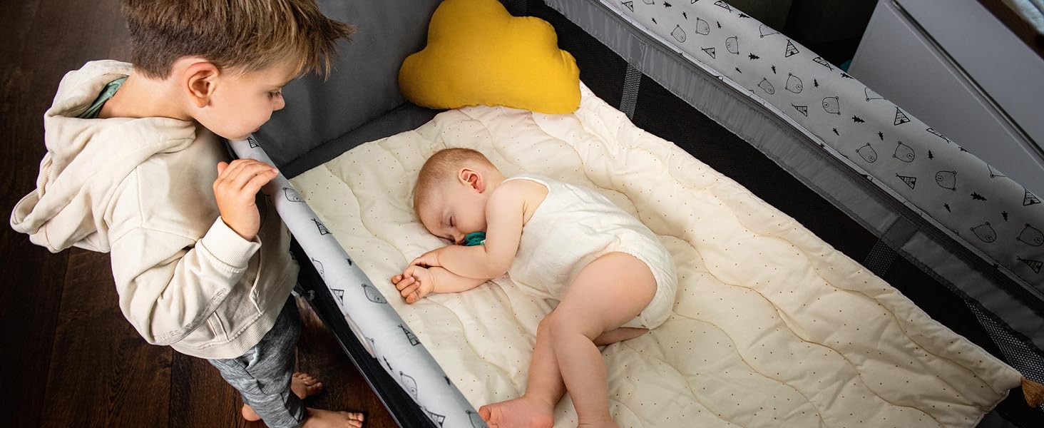 baby travel cot playpen (2) baby travel cot playpen (2)
